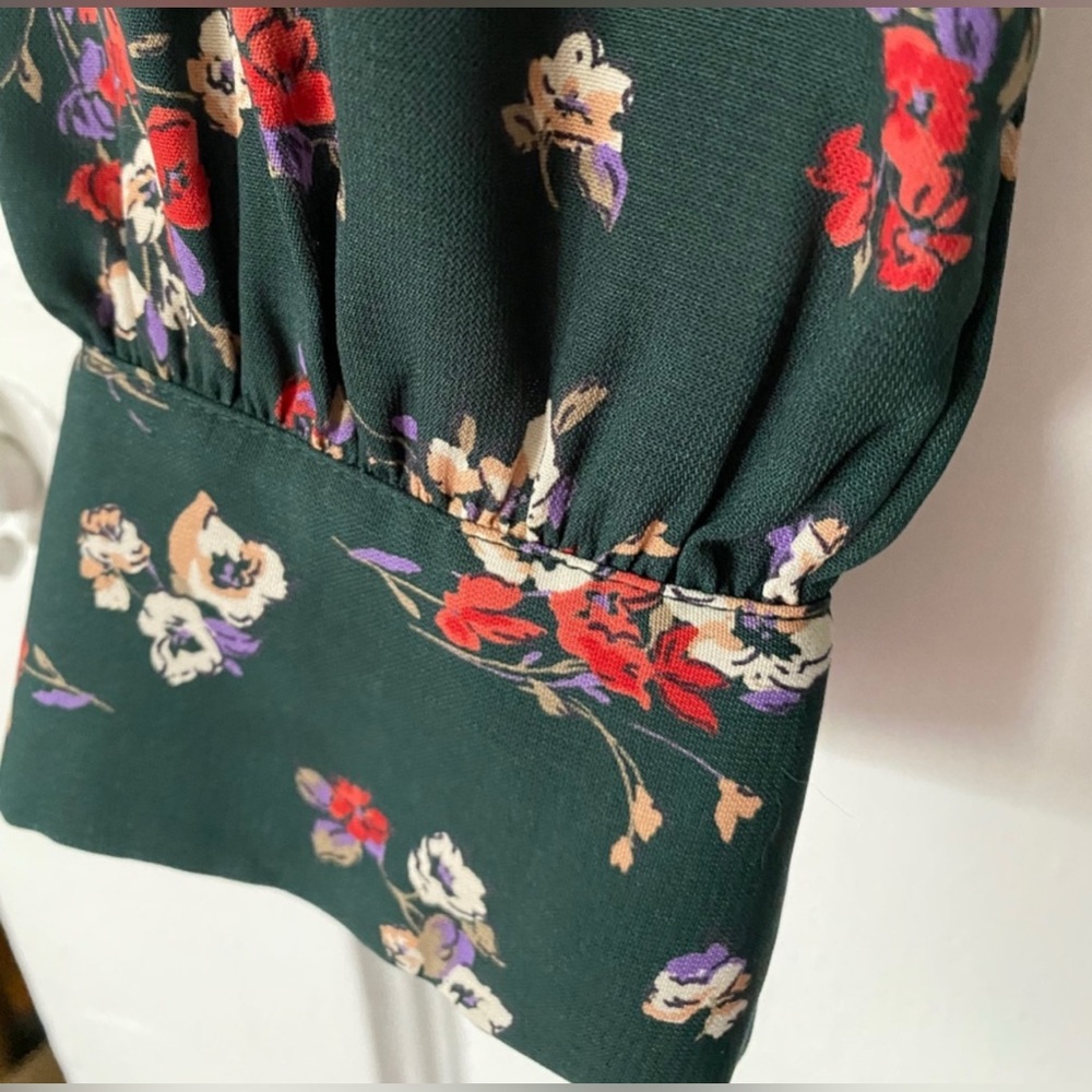 New Lost and Wander Floral-Print Wrap Top - 100% Exclusive - Picture 3 of 7